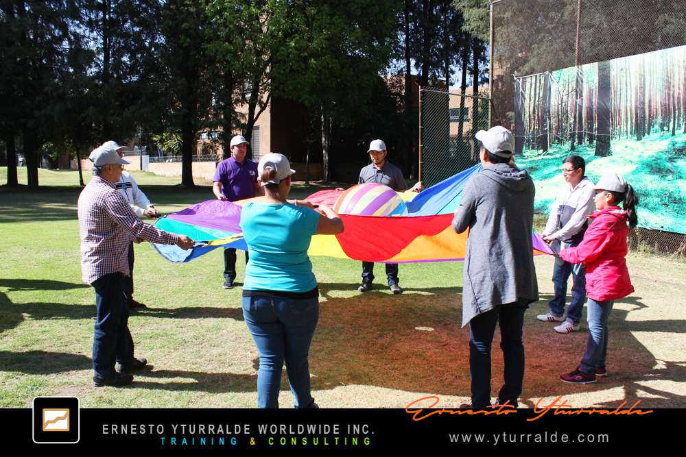 Team Building Bolivia | Taller de Trabajo en Equipo para Empresas